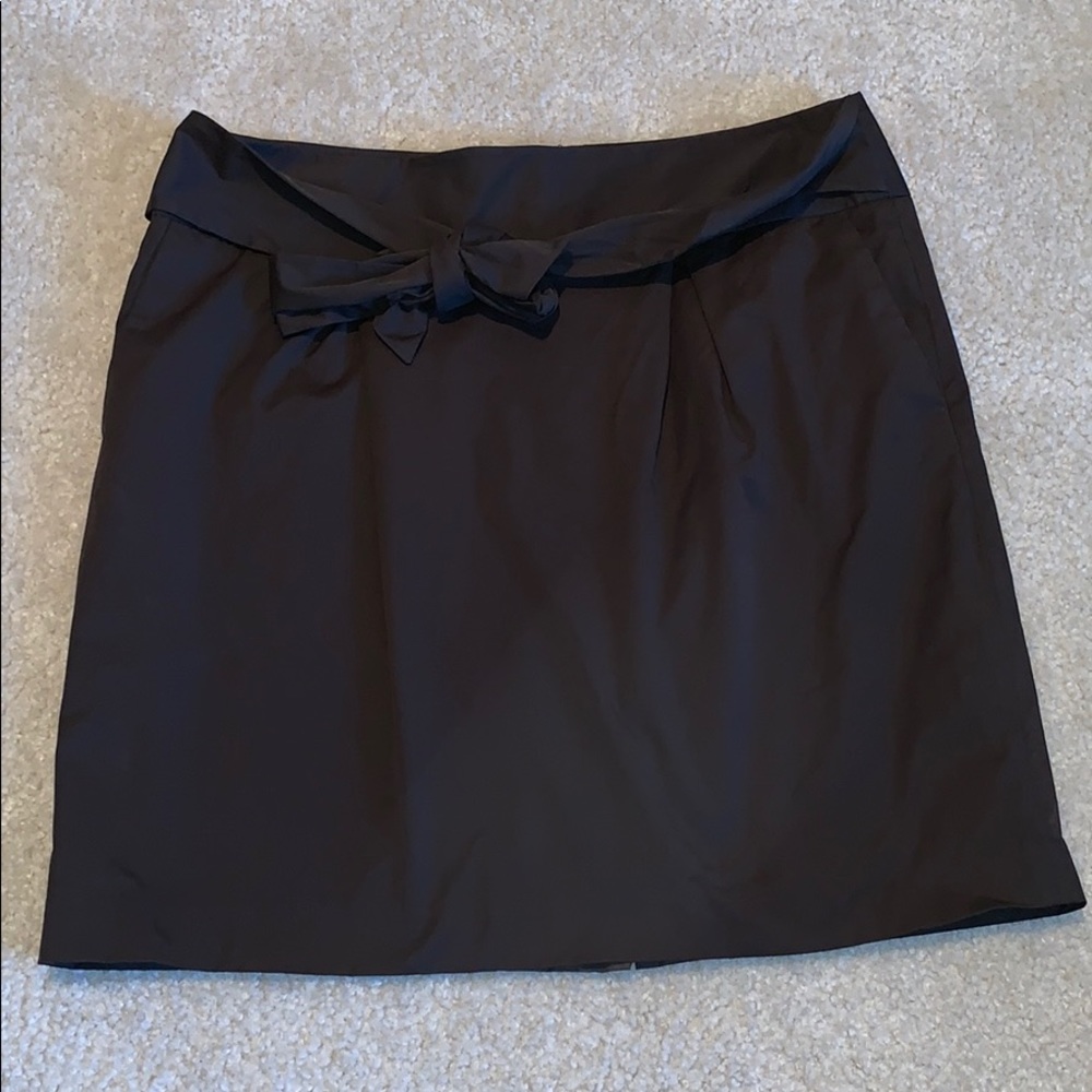 Banana skirt with bow tie